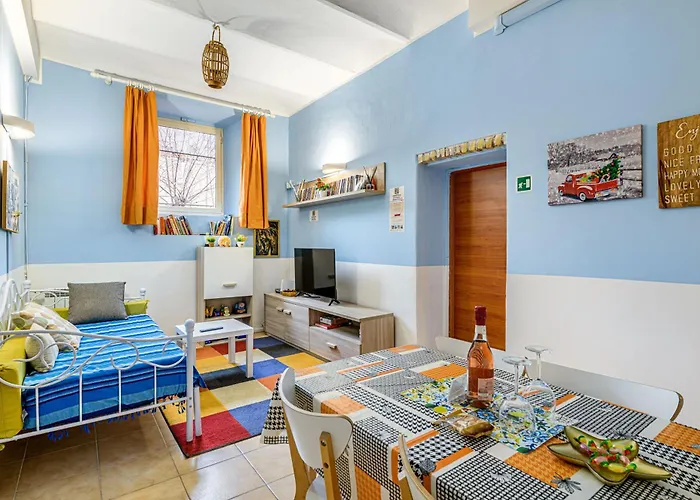 Apartment Children House Rom